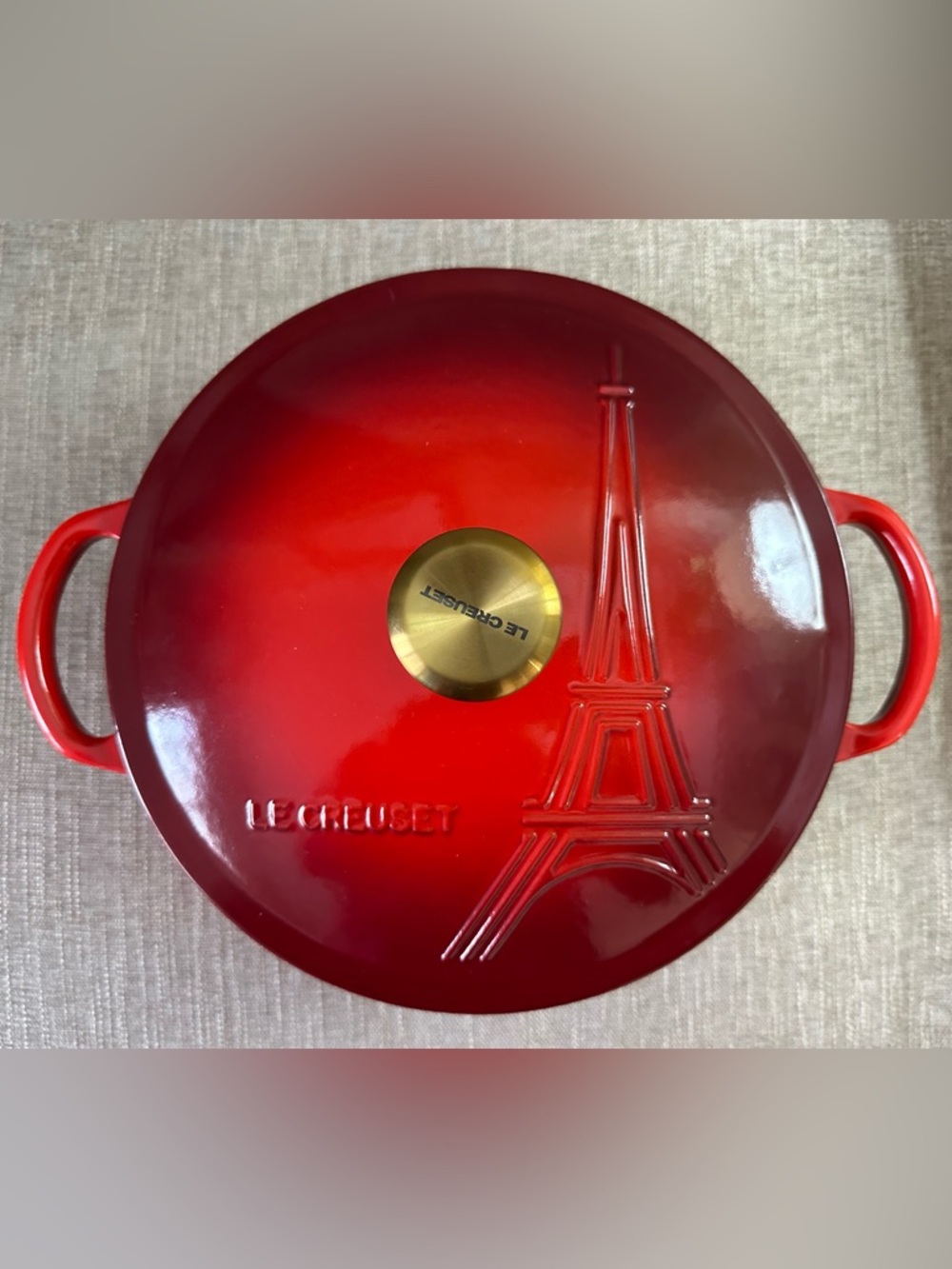 Le Creuset Eiffel Tower 2.5 Marmite in Cerise